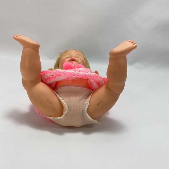 Vintage 1969 Horsman Baby Doll 16" Drink Wet Open Close Eyes Moving Arm Legs - Picture 8 of 16